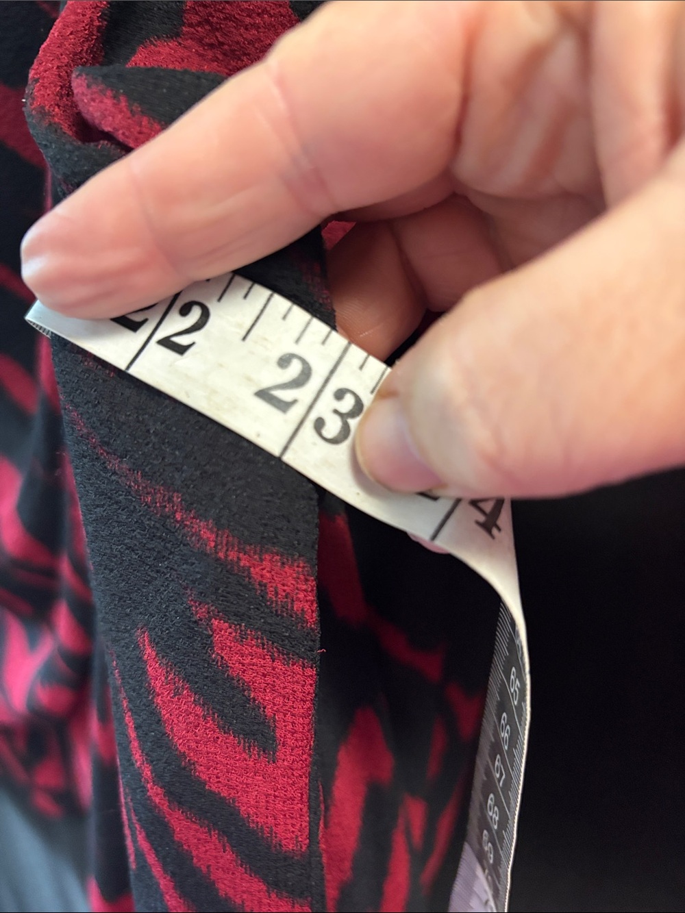 Donna Karan Red and Black Draped Long-Sleeve Blouse sz XL EUC - Picture 5 of 9